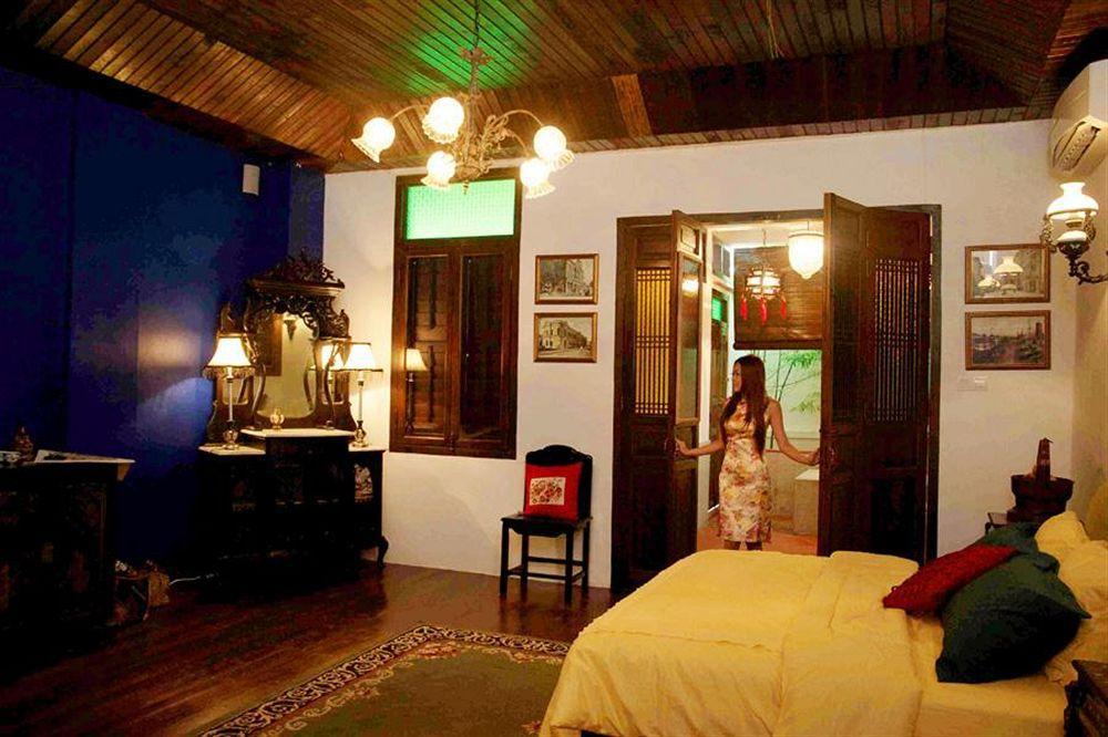 1881 Chong Tian Hotel 乔治敦 外观 照片