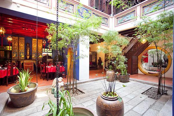 1881 Chong Tian Hotel 乔治敦 外观 照片