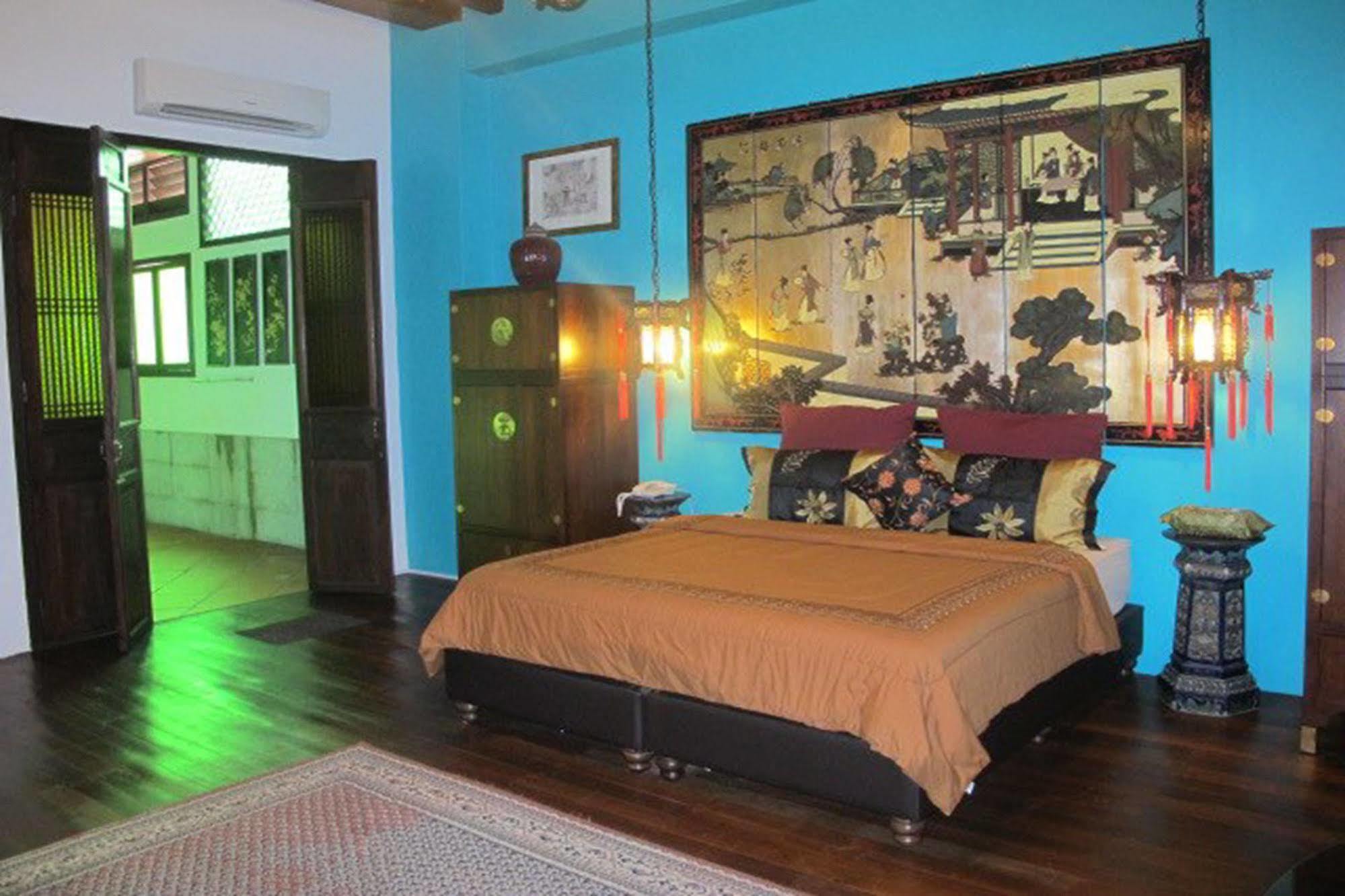 1881 Chong Tian Hotel 乔治敦 外观 照片