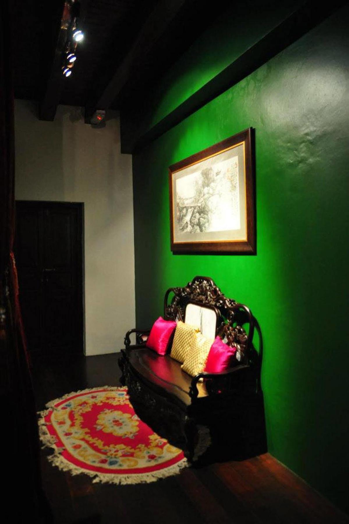 1881 Chong Tian Hotel 乔治敦 外观 照片